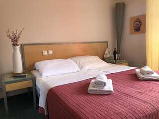 Отель Hotel BIP Будва Двухместный номер с 2 отдельными кроватями и видом на море-2