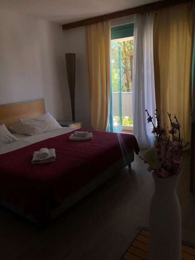 Отель Hotel BIP Будва-20